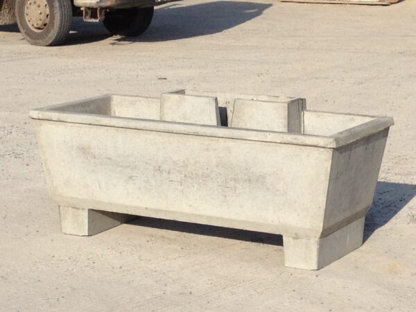 Delaney Concrete Trough - 120 Gallon